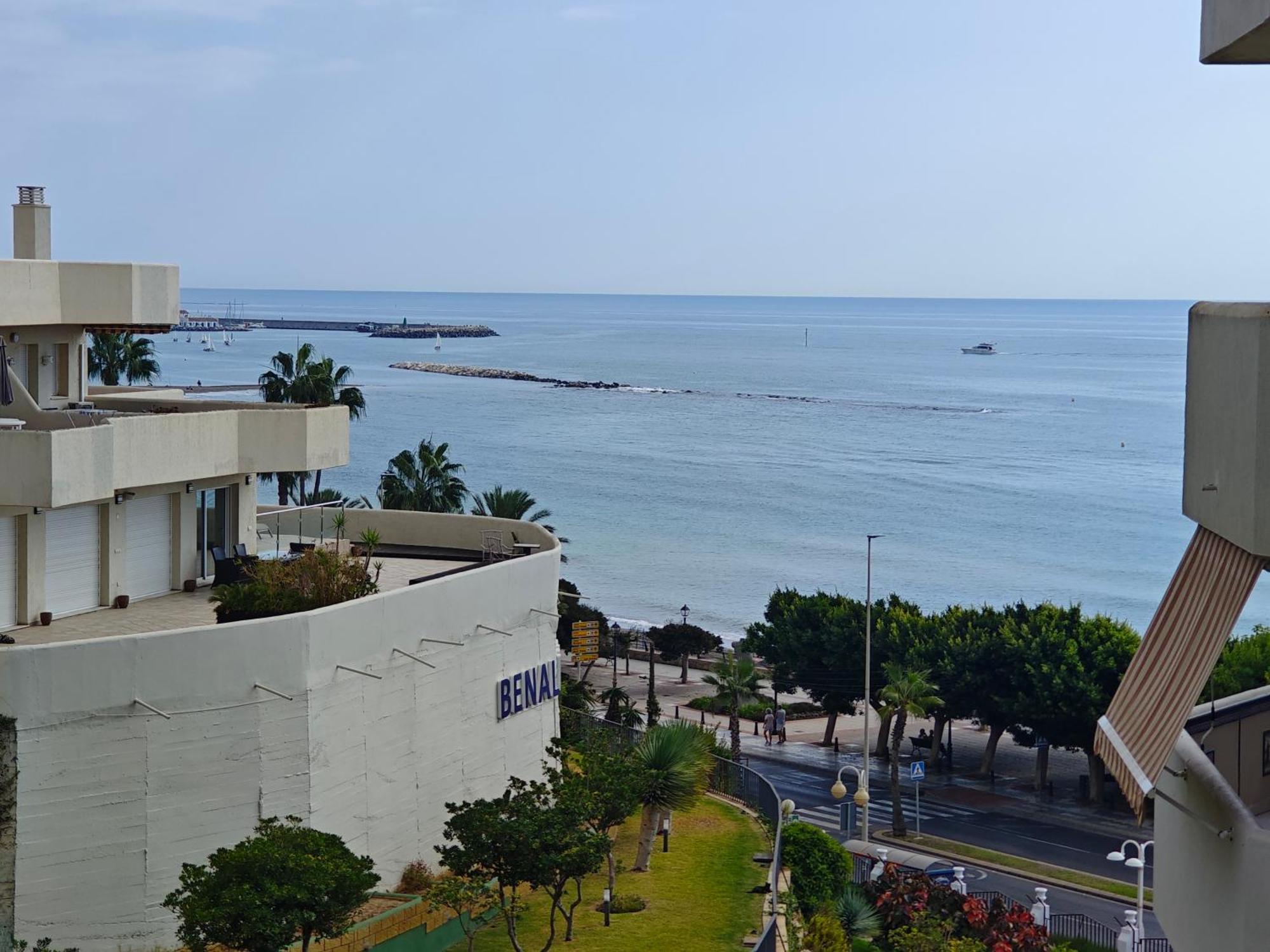 Benalbeach Casa Kito Suite 1ª Linea De Playa Бенальмадена Номер фото